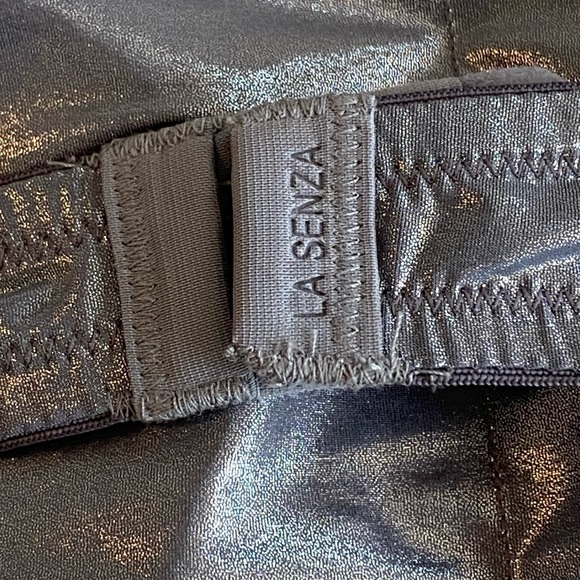 La Senza metallic strapless bandeau bra - Picture 3 of 4